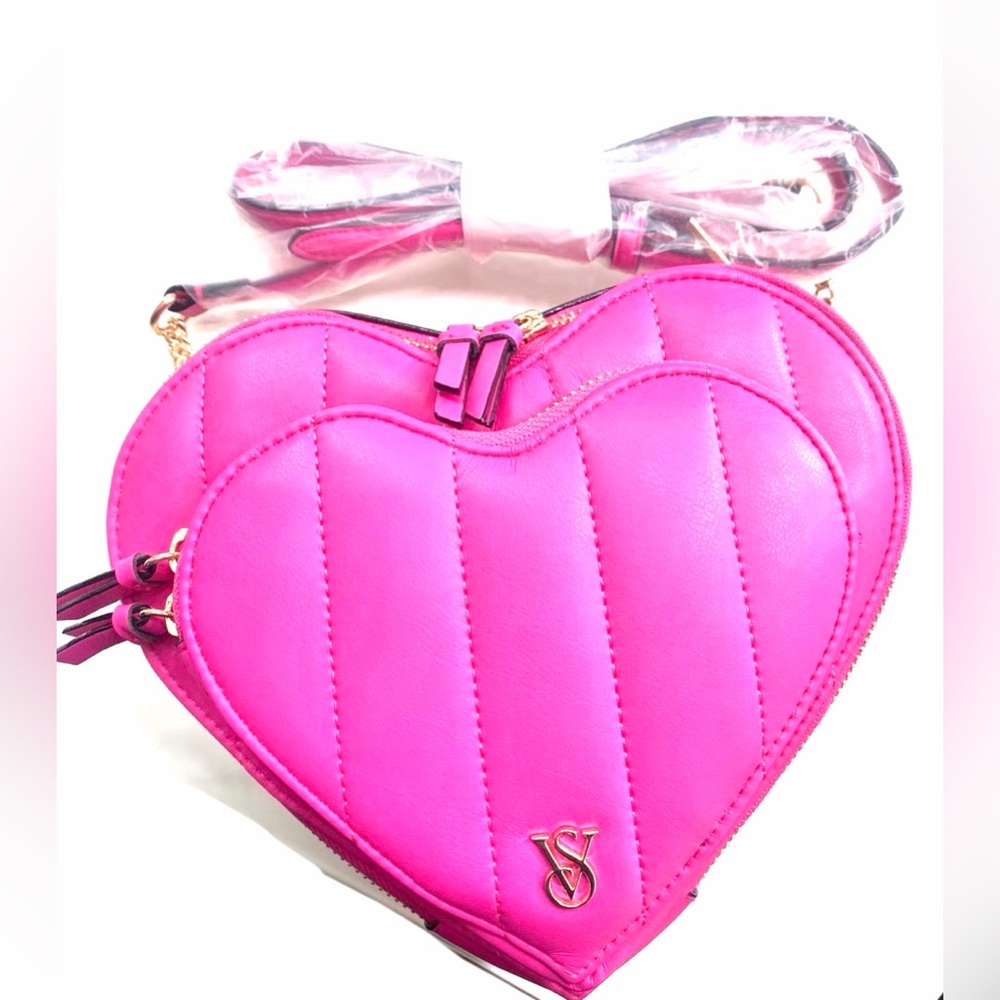 💕Victoria Secret 2 💕Heart Crossbody Bag